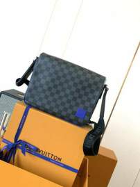 Picture of Louis Vuitton Handbags _SKUfw242730179fw